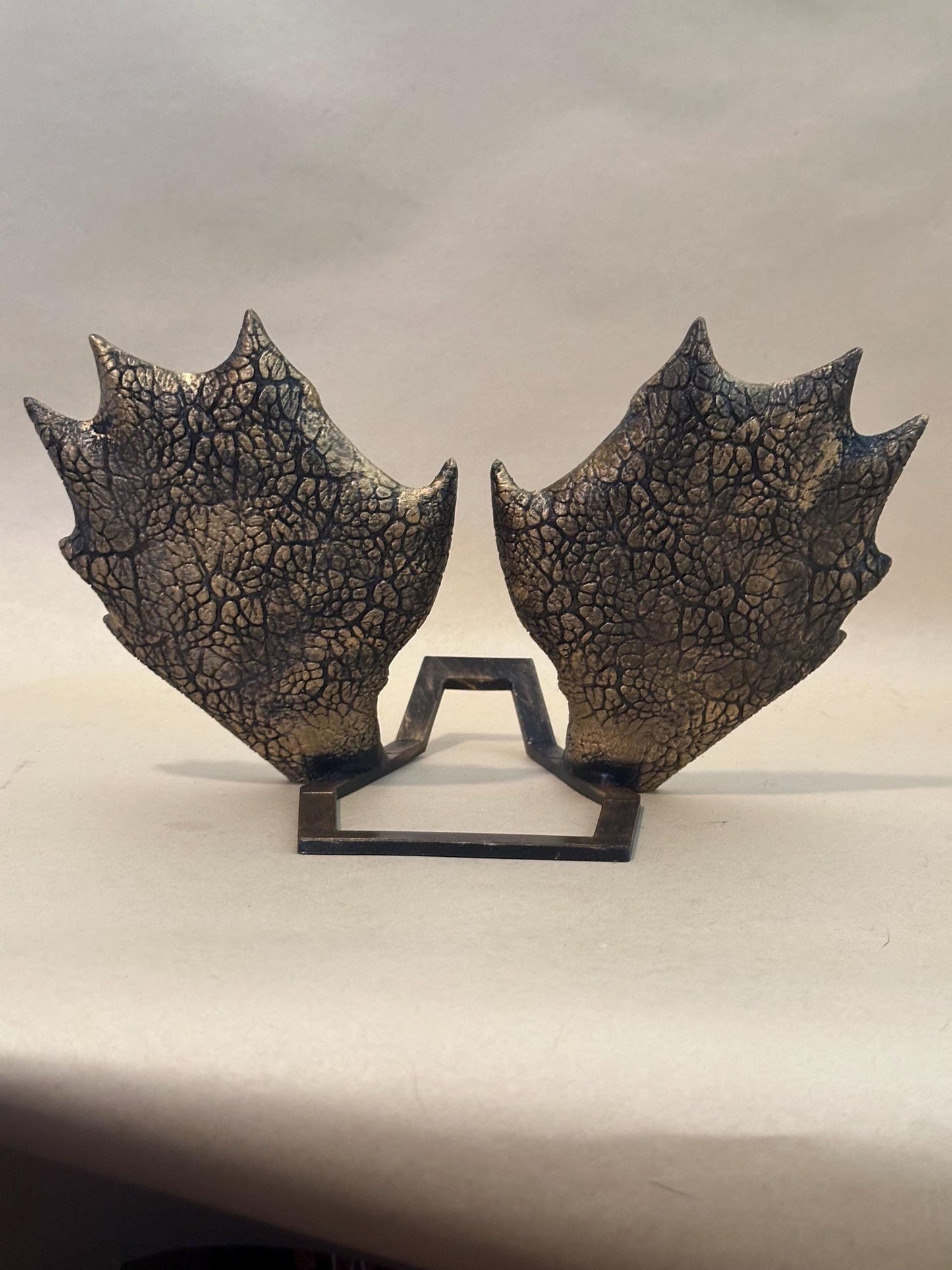 Dragon wing 3D Gold Book Stand Holder Display