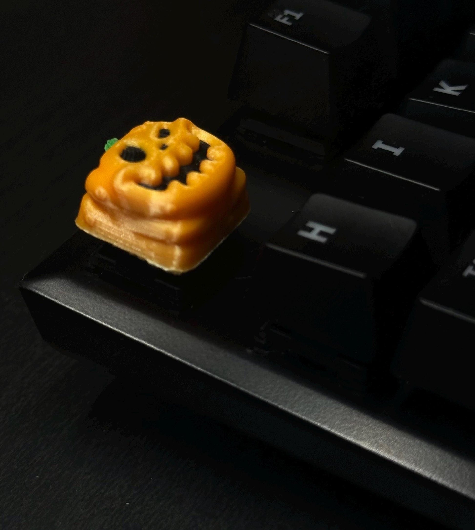 Pumpkin Jack-o-Lantern - Halloween - Artisan Mechanical Keyboard Keycap - Cherry MX Switch