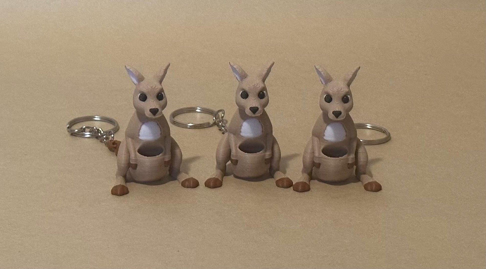 Kicking Kangaroo - Articulated Flexi moving keychain