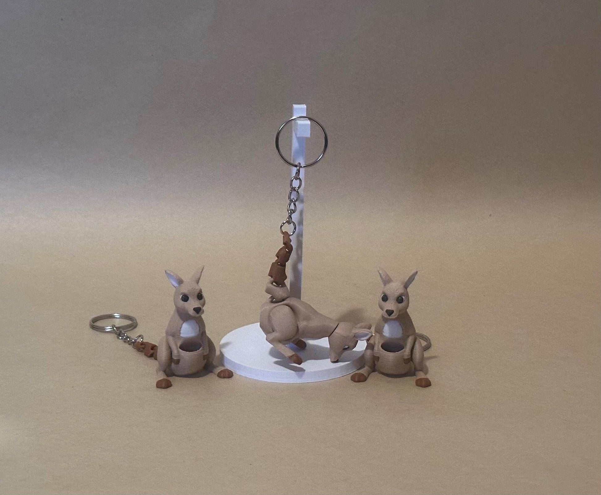 Kicking Kangaroo - Articulated Flexi moving keychain