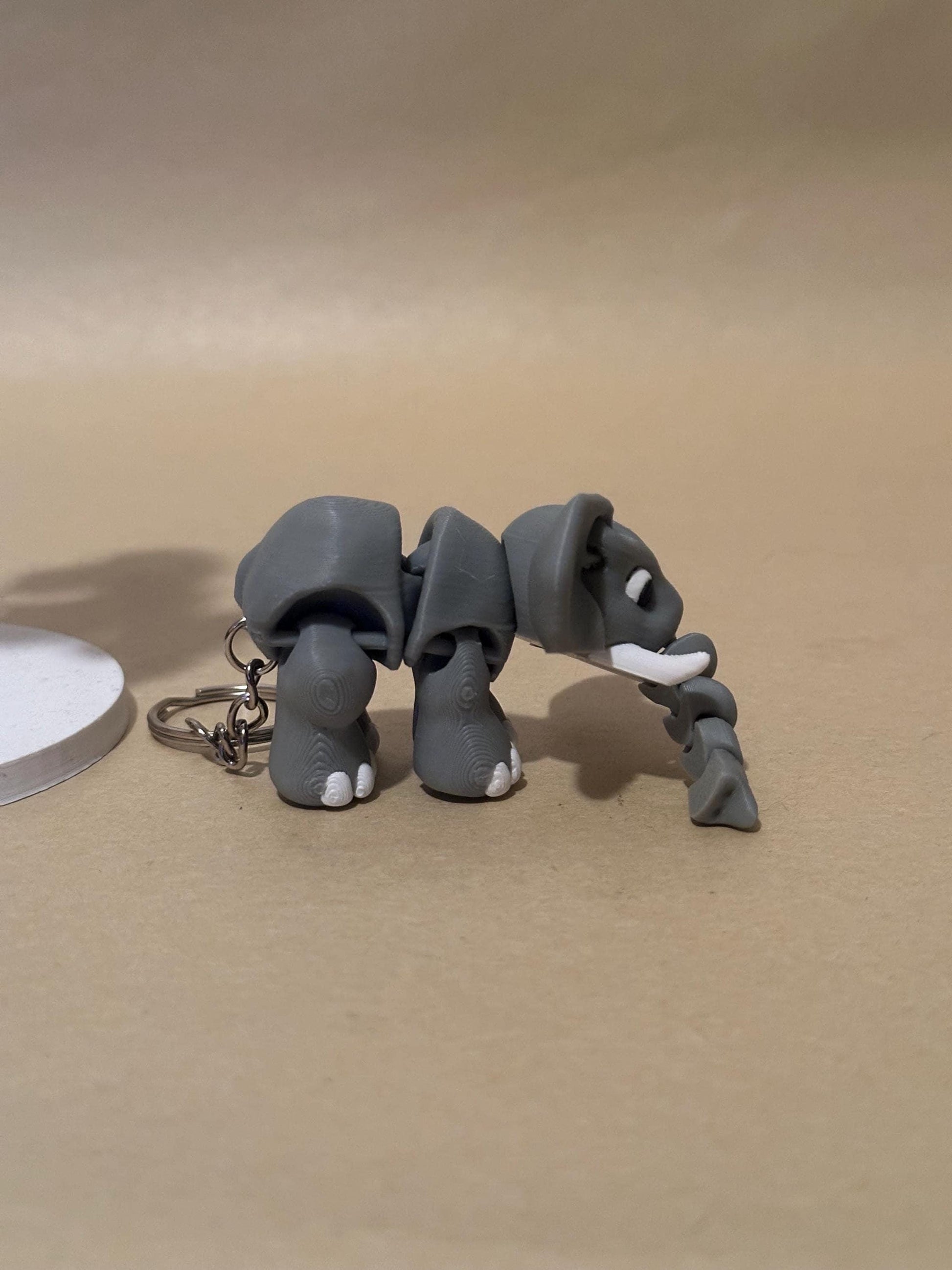 Elephant - Grey - Articulated Flexi moving keychain