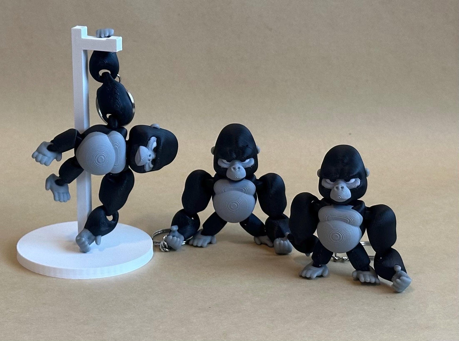Grumpy Gorilla - Articulated Flexi moving keychain