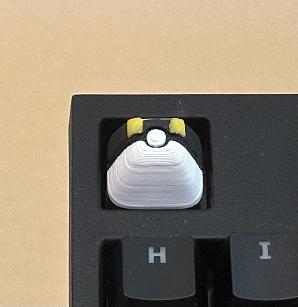 Ultra Ball Poke Ball - Artisan Mechanical Keyboard Keycap - Cherry MX Switch